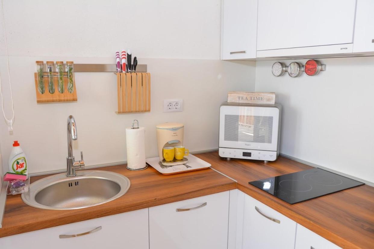 Apartment And Room Sveti Jakov Дубровник Екстериор снимка