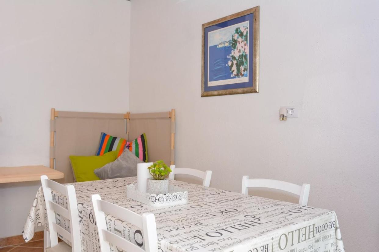 Apartment And Room Sveti Jakov Дубровник Екстериор снимка