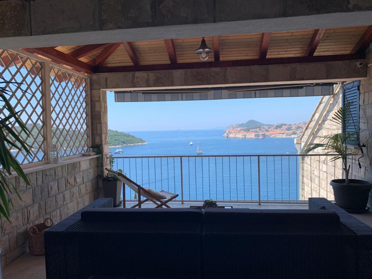 Apartment And Room Sveti Jakov Дубровник Екстериор снимка