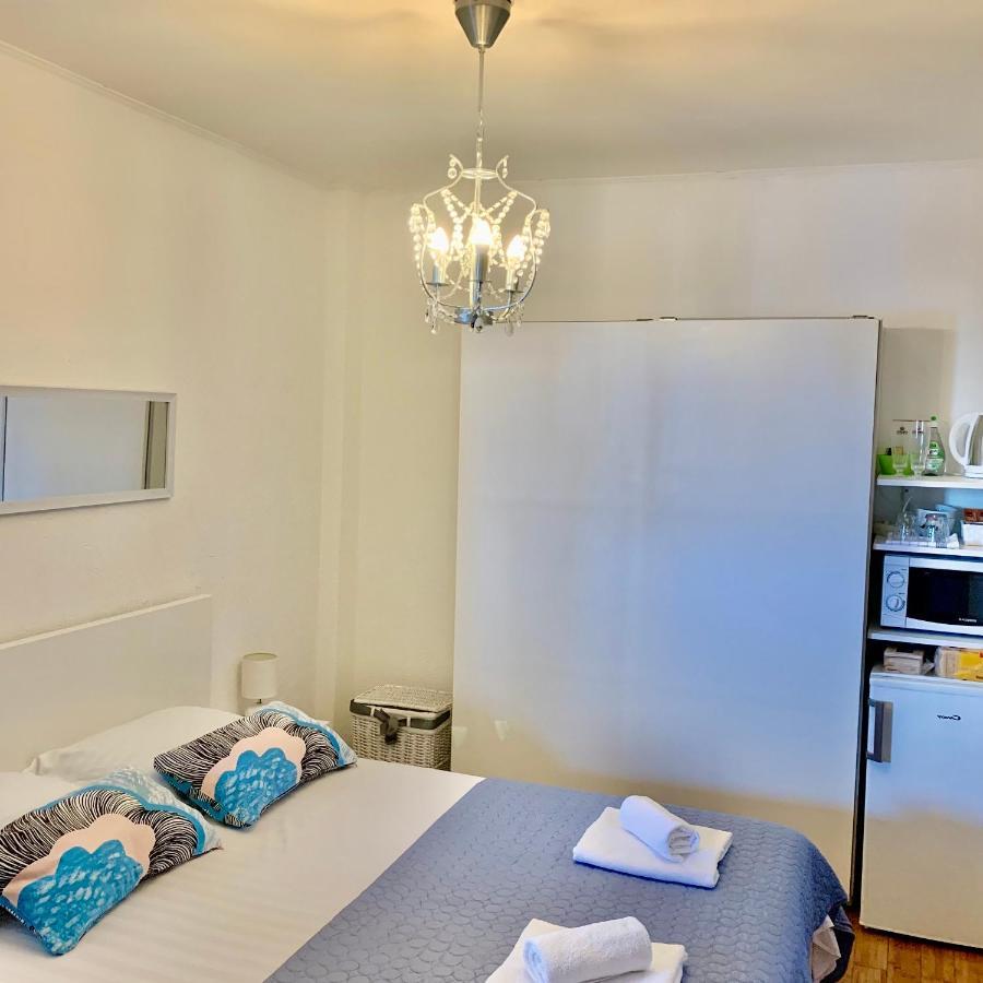 Apartment And Room Sveti Jakov Дубровник Екстериор снимка
